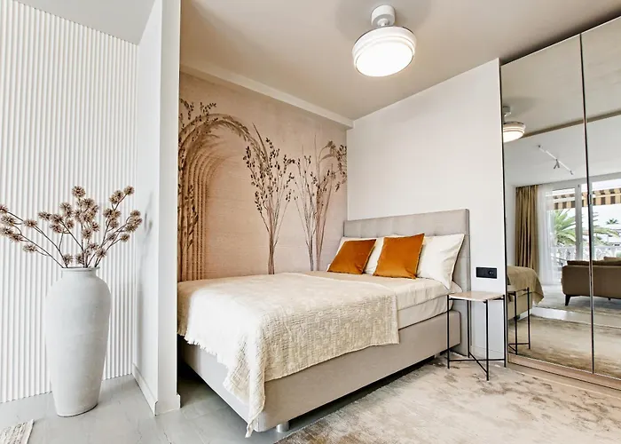 Designer Oasis - Cristianos Arona (Tenerife)